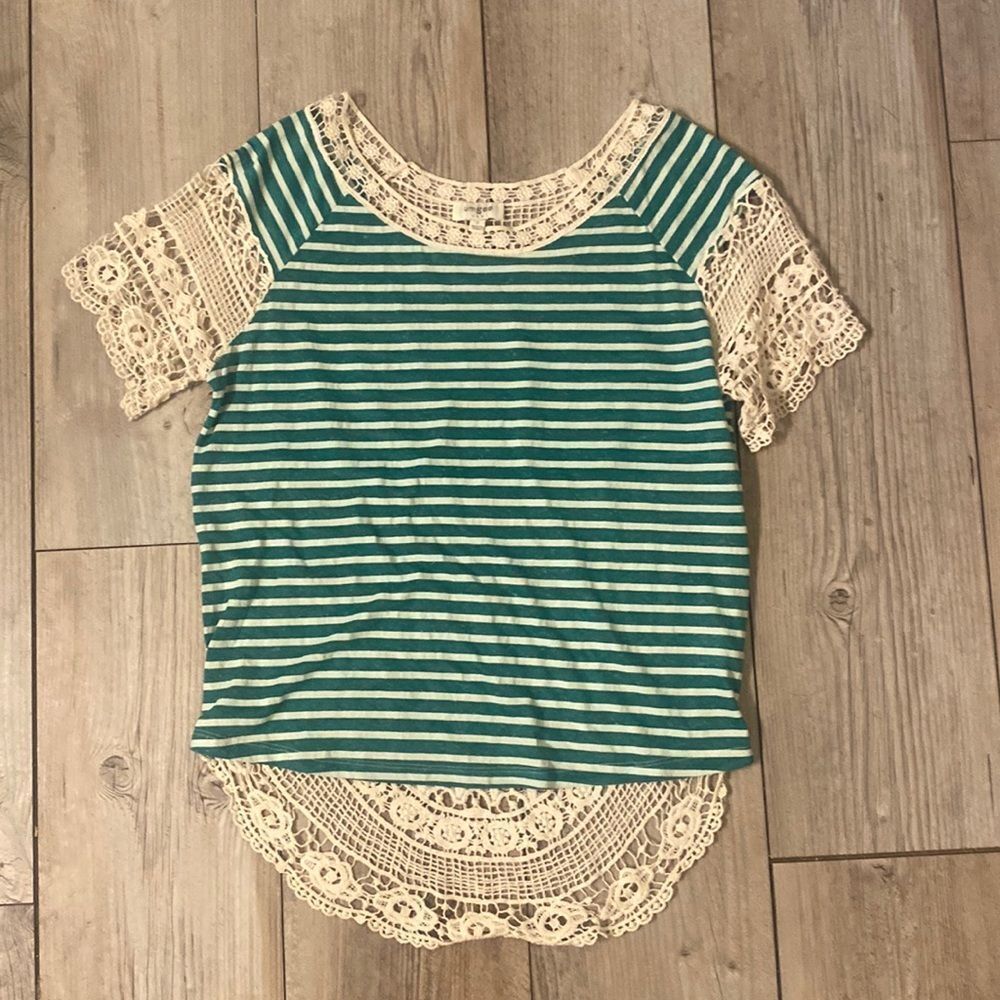 Umgee Top Small Green and White Striped